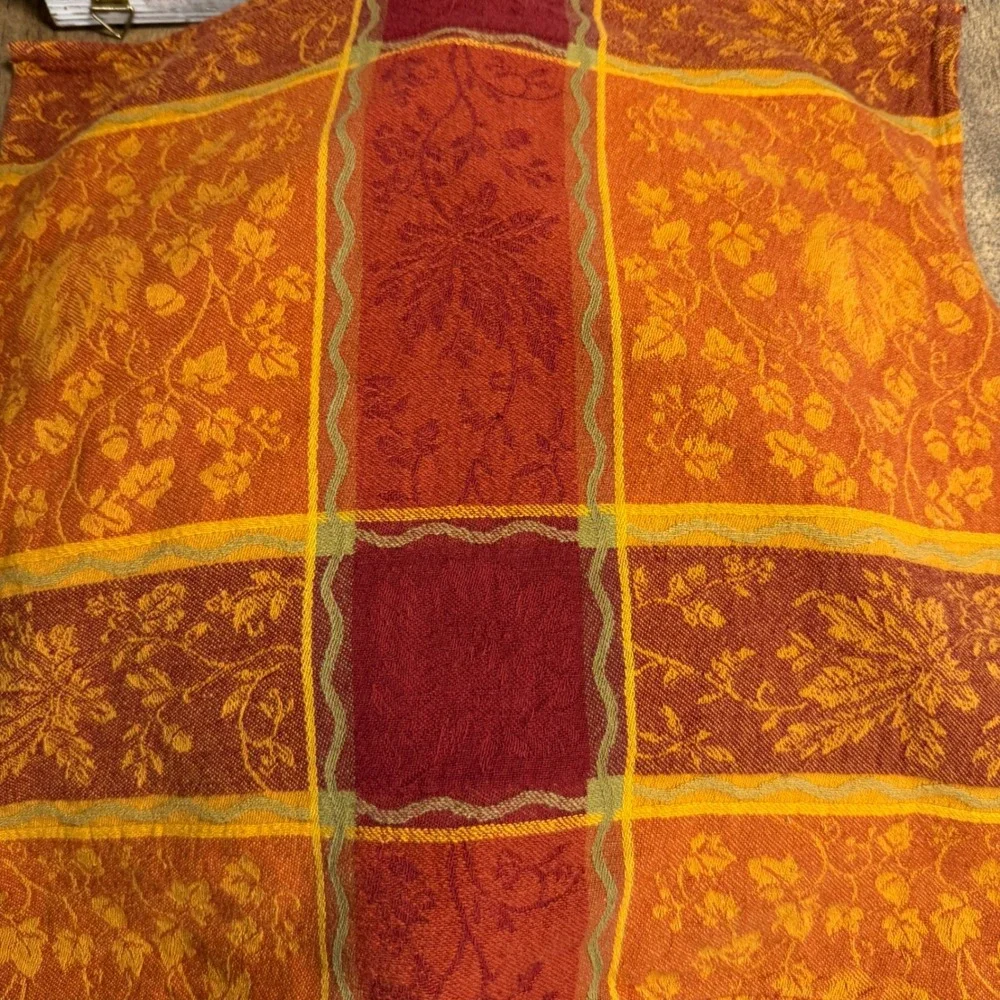Set of 4 Fall Harvest Jacquard Cloth Napkins Orange Burgundy Floral Leaf Plaid